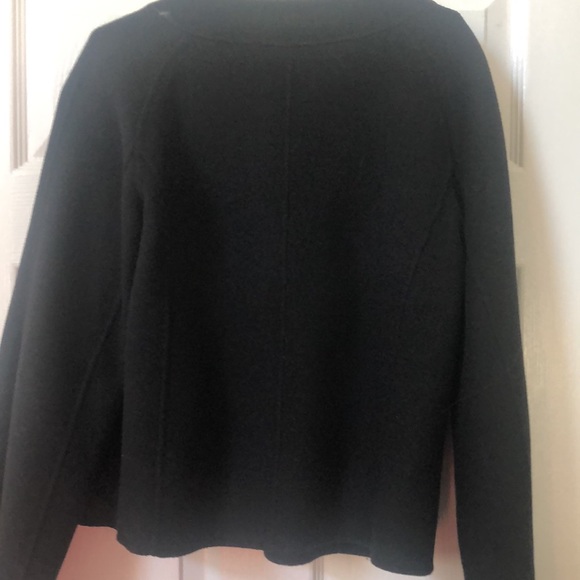 Gorgeous vintage wool Liz Claiborne suit jacket w/snaps, Mizrahi era, 75% wool. - Picture 7 of 10